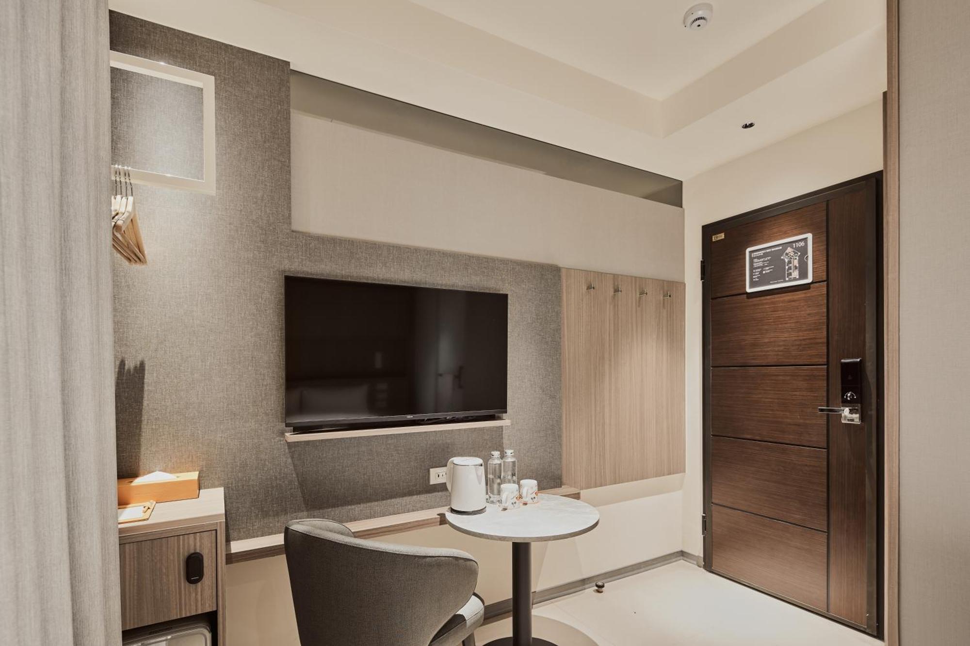 Orange Hotel -Hanzhong, ไทเป ภายนอก รูปภาพ