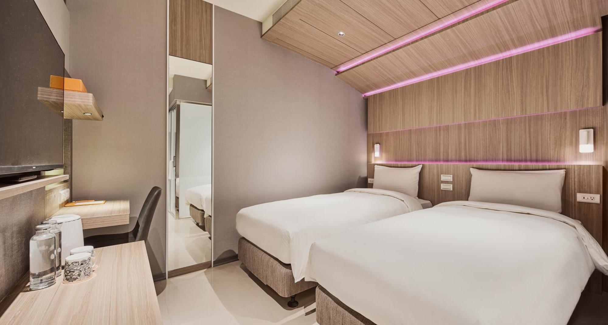 Orange Hotel -Hanzhong, ไทเป ภายนอก รูปภาพ