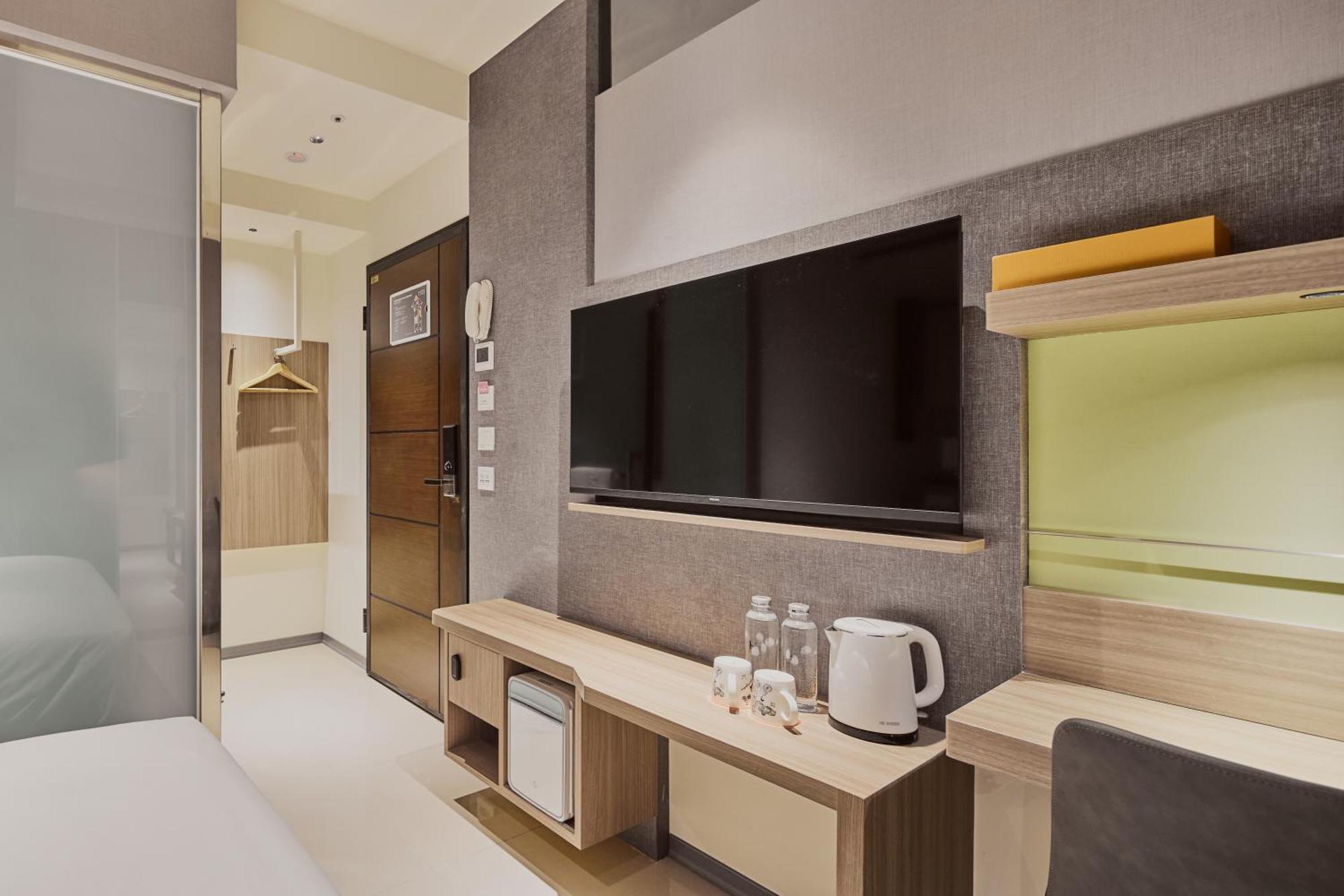 Orange Hotel -Hanzhong, ไทเป ภายนอก รูปภาพ